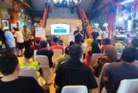 Pemimpin Cabang BRI KC Tanjung Duren Tri Ichsan Nur sedang menyampaikan Sosialisasi kepada padagang Pasar Tomang Barat atau Pasar Kopro